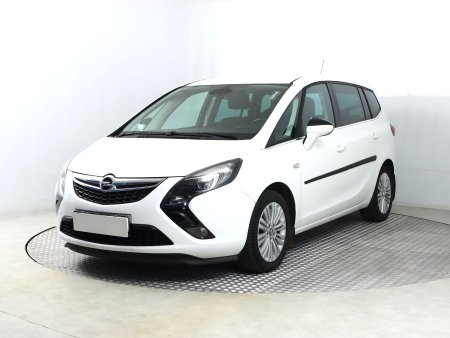 Opel Zafira, 2016 - pohled č. 3