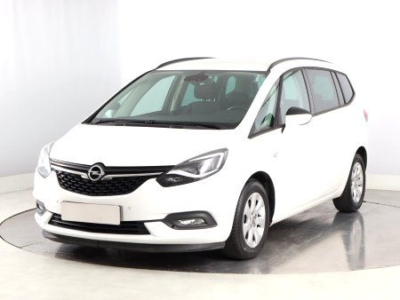 Opel Zafira, 2017 - pohled č. 3