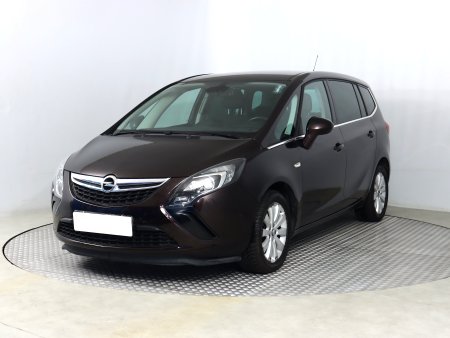 Opel Zafira, 2015 - pohled č. 3
