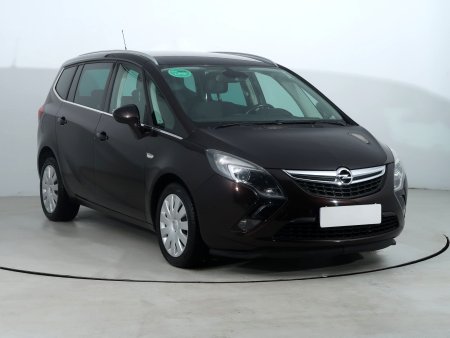 Opel Zafira, 2016