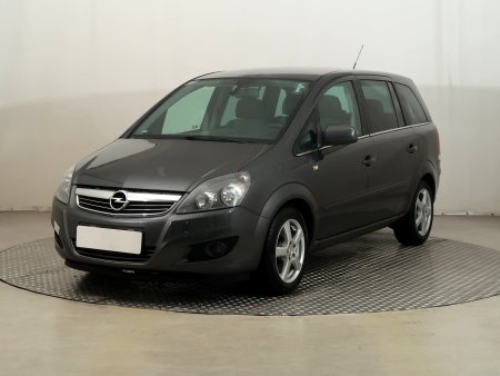 Opel Zafira, 2012 - pohled č. 3