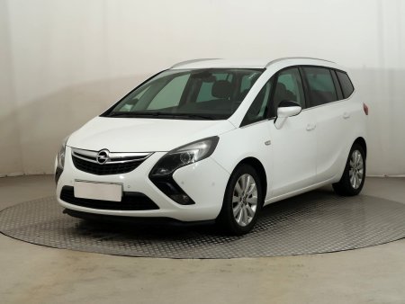 Opel Zafira, 2015 - pohled č. 3