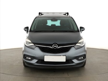 Opel Zafira, 2017 - pohled č. 2