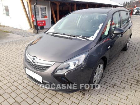 Opel Zafira, 2016