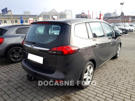 Opel Zafira, 2016 - pohled č. 2