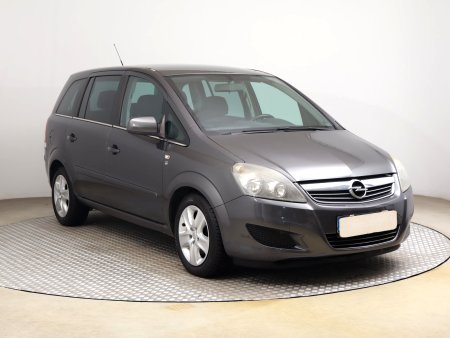 Opel Zafira, 2011
