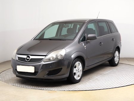 Opel Zafira, 2011 - pohled č. 3