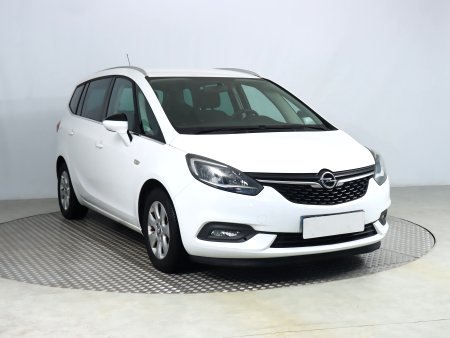 Opel Zafira, 2017
