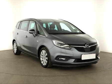 Opel Zafira, 2017