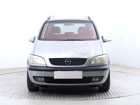 Opel Zafira, 2001 - pohled č. 2