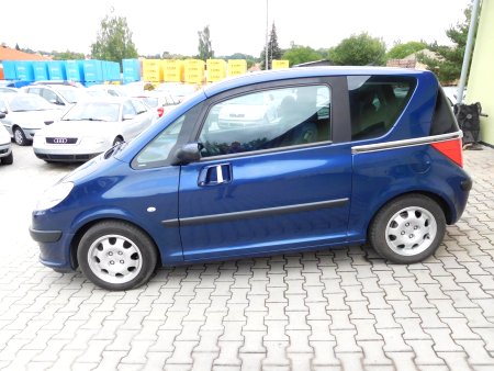 Peugeot 1007, 2005 - pohled č. 2