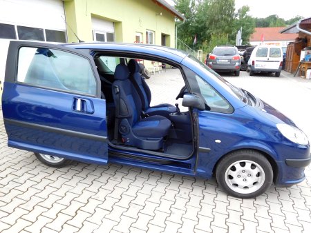 Peugeot 1007, 2005 - pohled č. 9