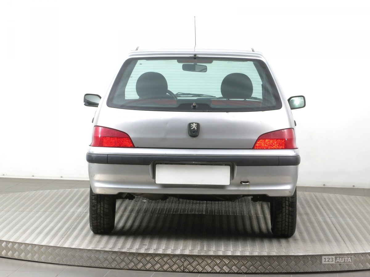 Peugeot 106, 2001 - pohled č. 6