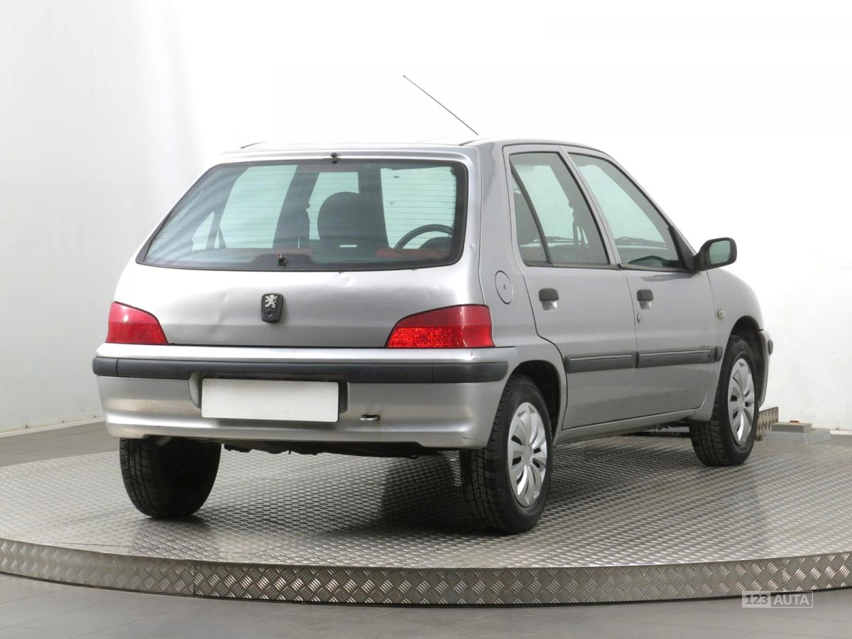 Peugeot 106, 2001 - pohled č. 7