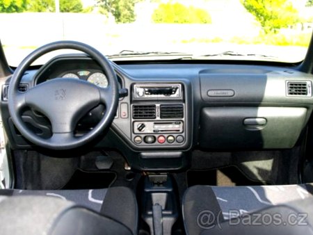 Peugeot 106, 2002 - pohled č. 10