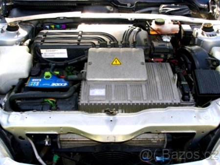 Peugeot 106, 2002 - pohled č. 8