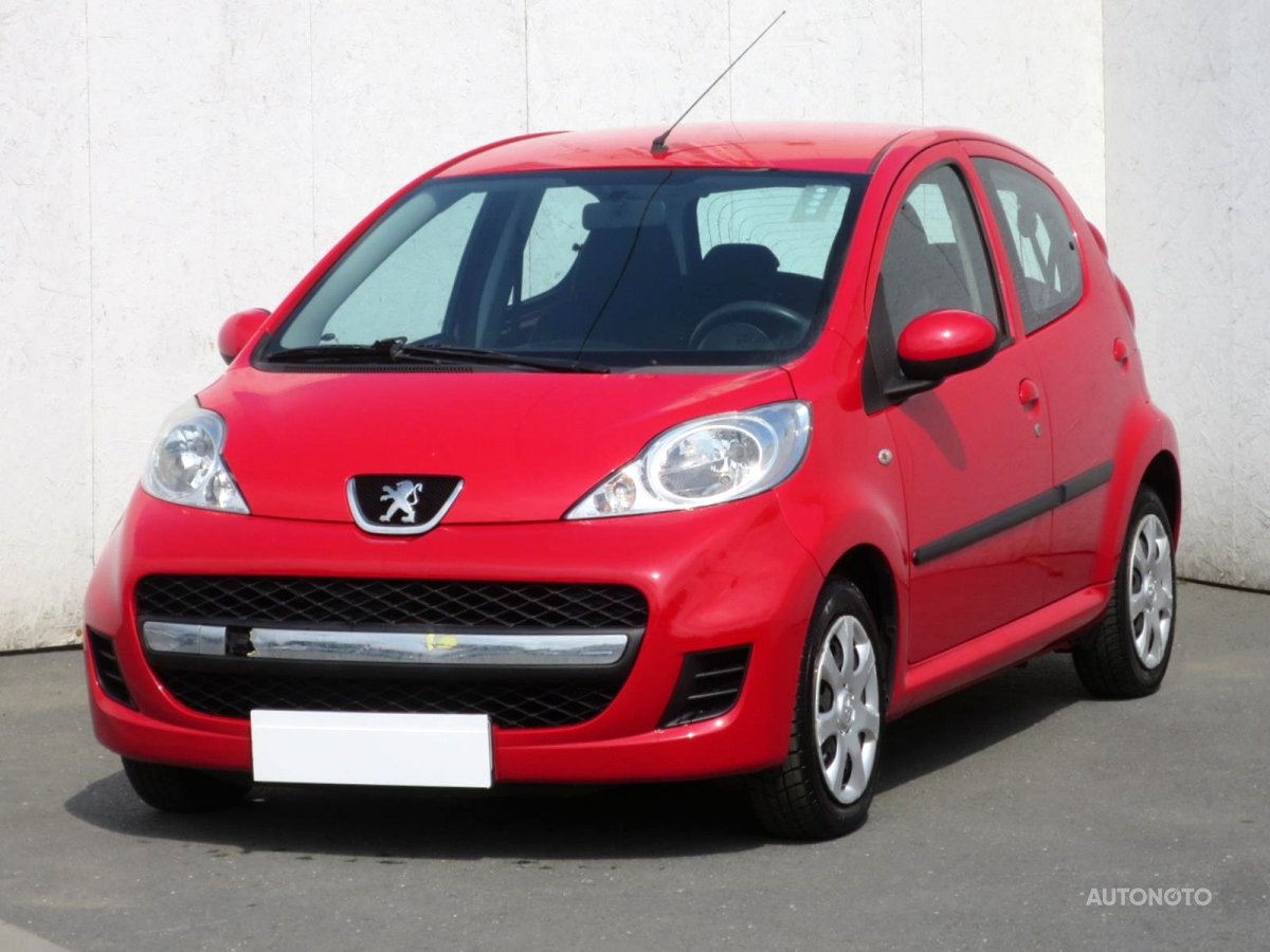 Peugeot 107, 2010 - pohled č. 3