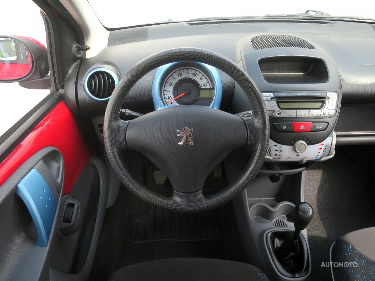 Peugeot 107, 2010 - pohled č. 9