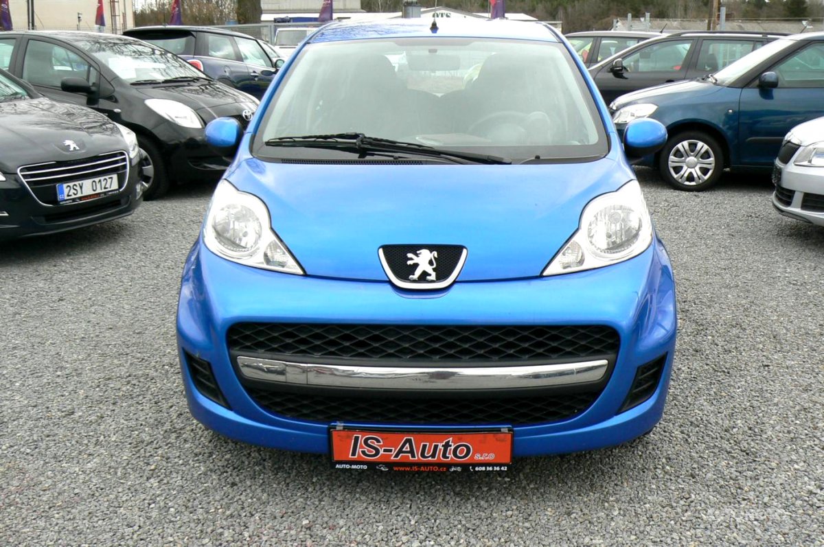 Peugeot 107, 2009 - pohled č. 2