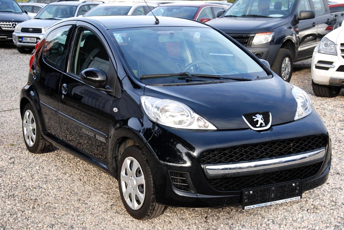 Peugeot 107, 2010 - pohled č. 2