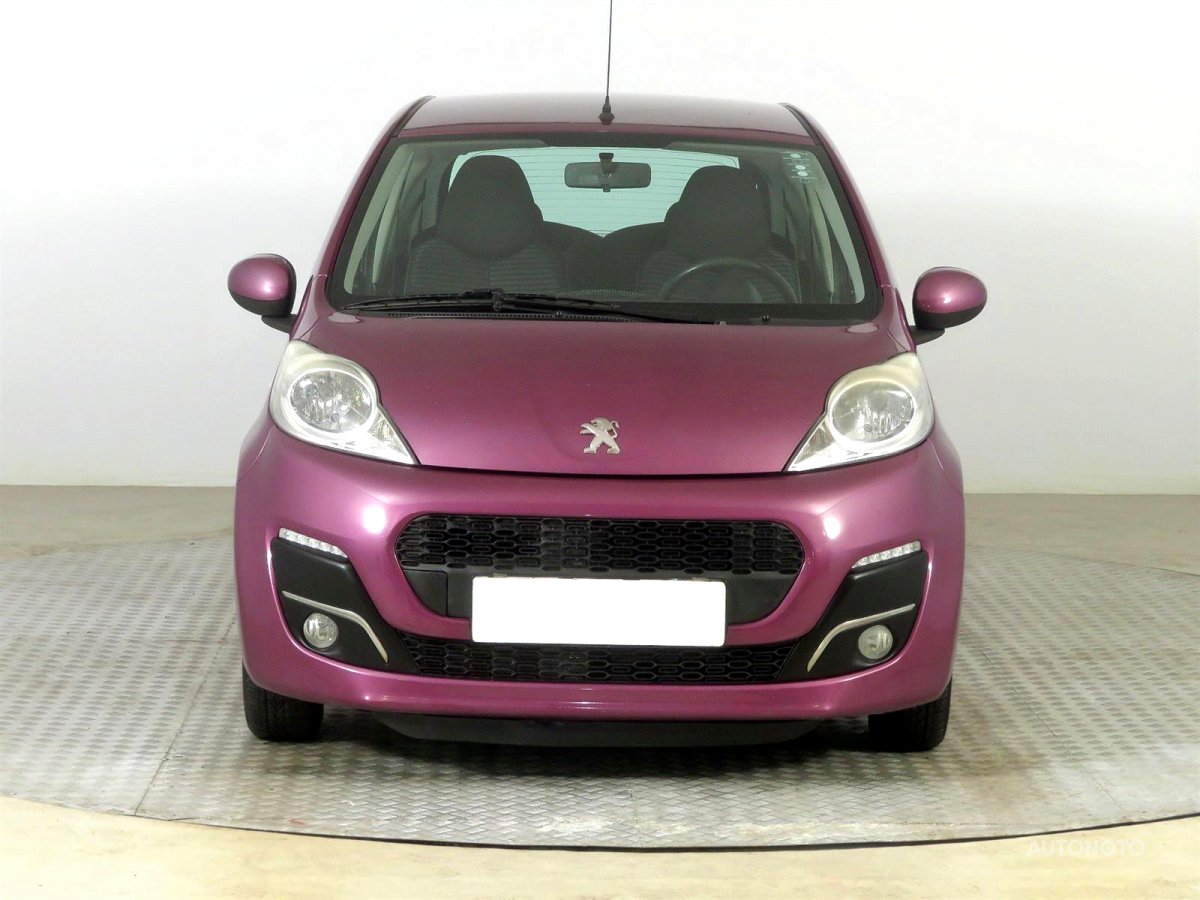 Peugeot 107, 2013 - pohled č. 2