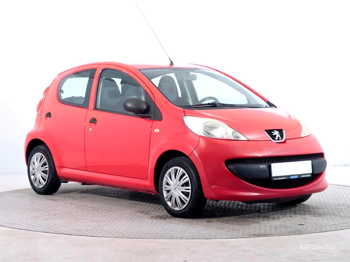 Peugeot 107, 2006 - celkový pohled