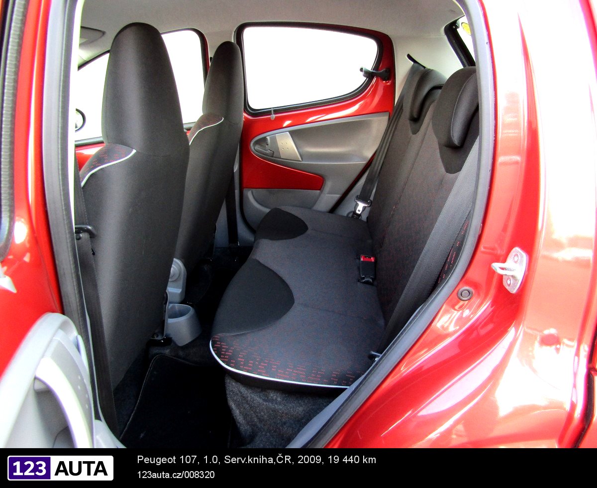 Peugeot 107, 2009 - pohled č. 15