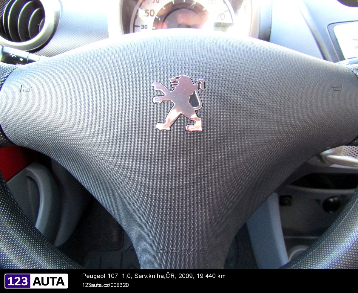 Peugeot 107, 2009 - pohled č. 23