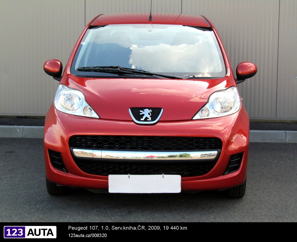 Peugeot 107, 2009 - pohled č. 2