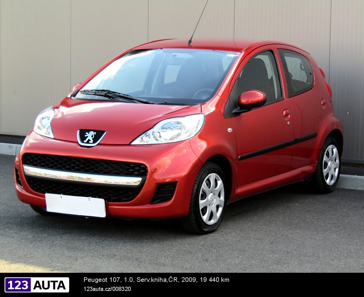 Peugeot 107, 2009 - pohled č. 3