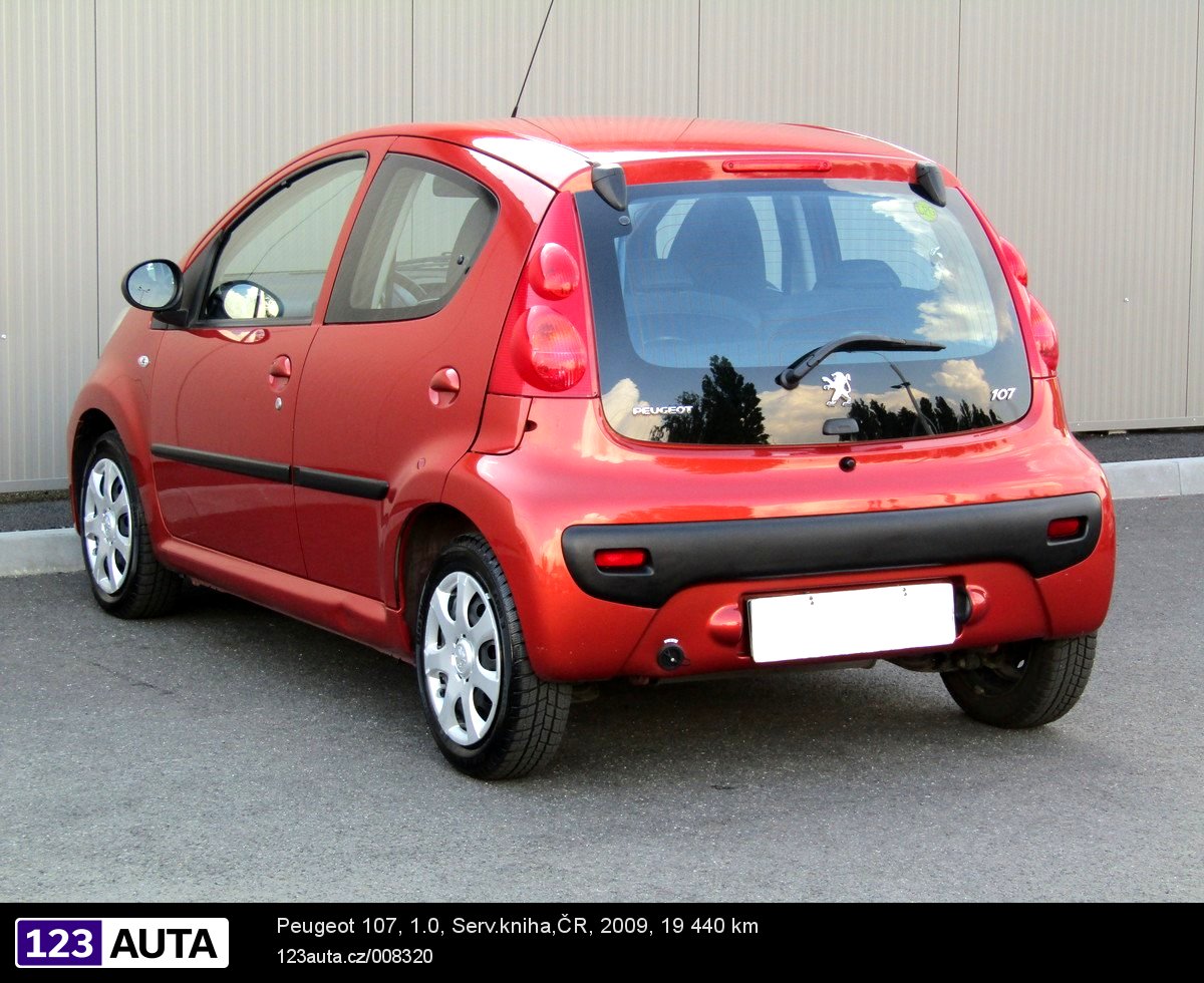 Peugeot 107, 2009 - pohled č. 7