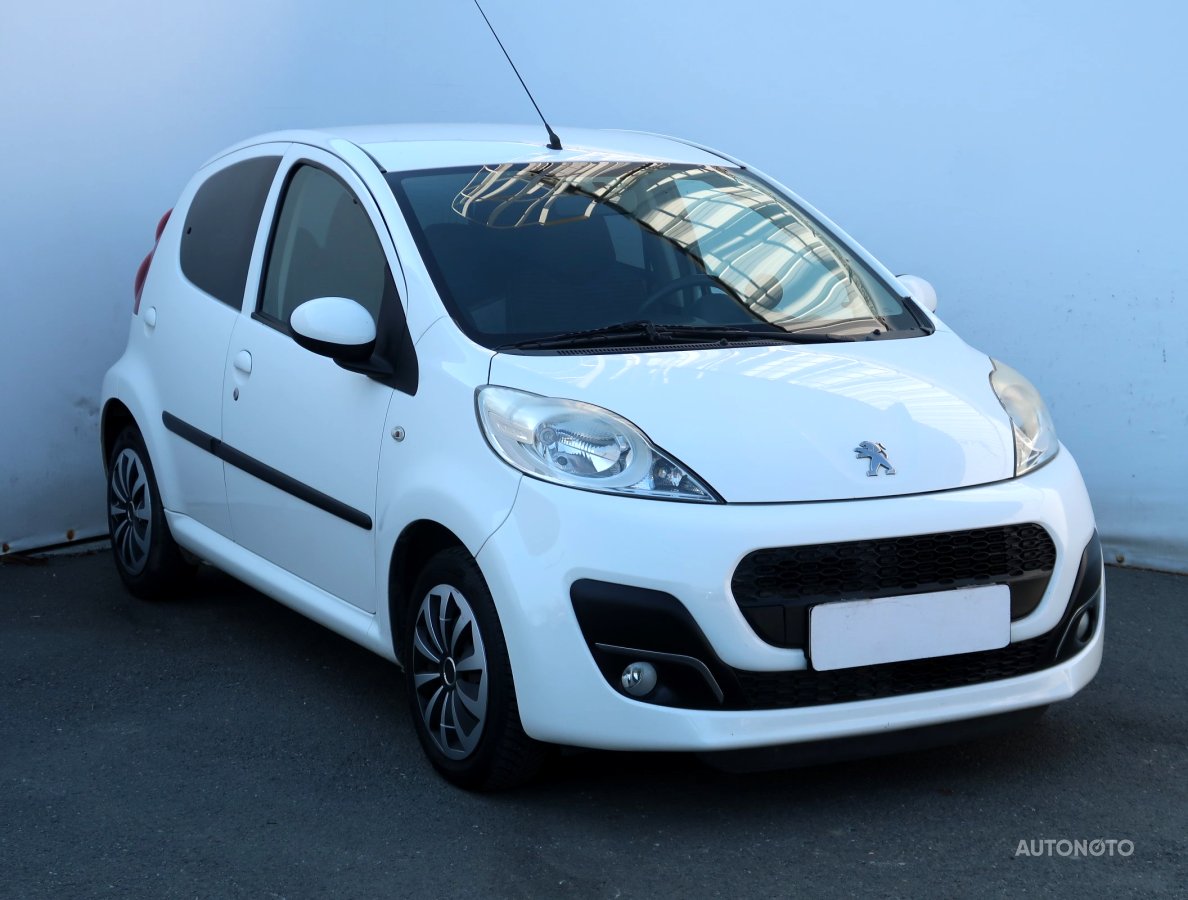 Peugeot 107, 2013 - pohled č. 1