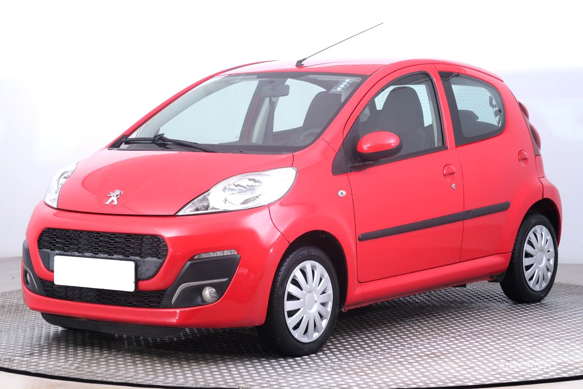 Peugeot 107, 2014 - pohled č. 3