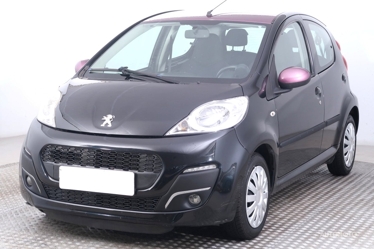 Peugeot 107, 2014 - pohled č. 3