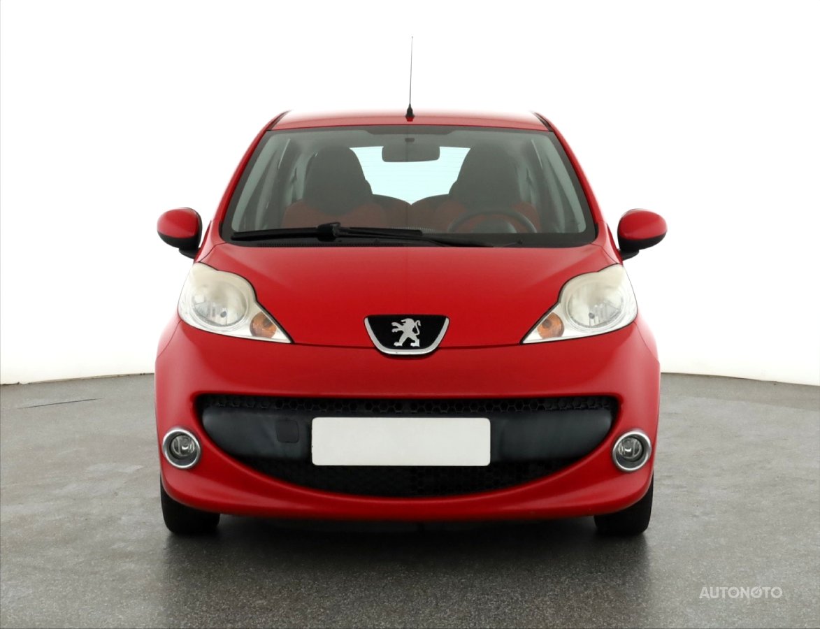 Peugeot 107, 2007 - pohled č. 2