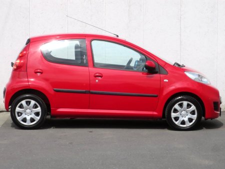 Peugeot 107, 2010 - pohled č. 8