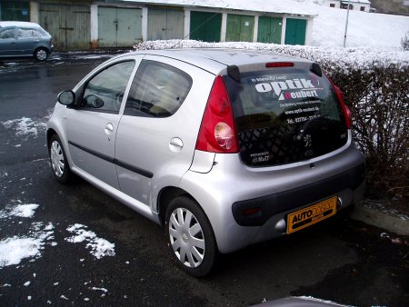 Peugeot 107, 2006 - pohled č. 3