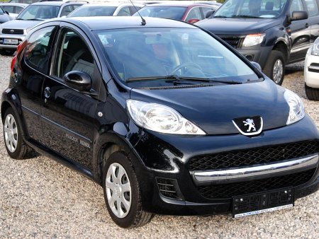 Peugeot 107, 2010 - pohled č. 2