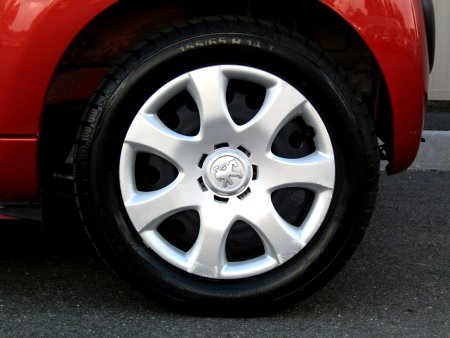 Peugeot 107, 2009 - pohled č. 11