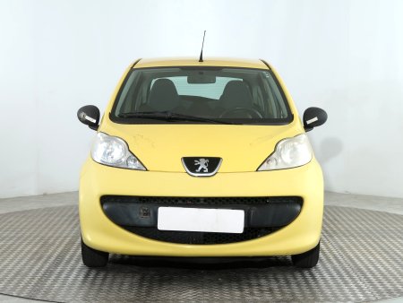 Peugeot 107, 2007 - pohled č. 2