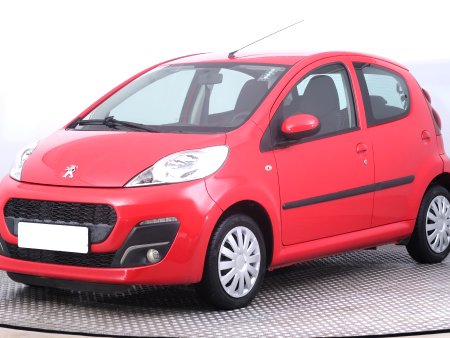 Peugeot 107, 2014 - pohled č. 3