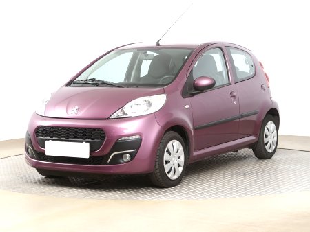Peugeot 107, 2012 - pohled č. 3