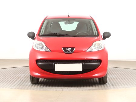 Peugeot 107, 2008 - pohled č. 2