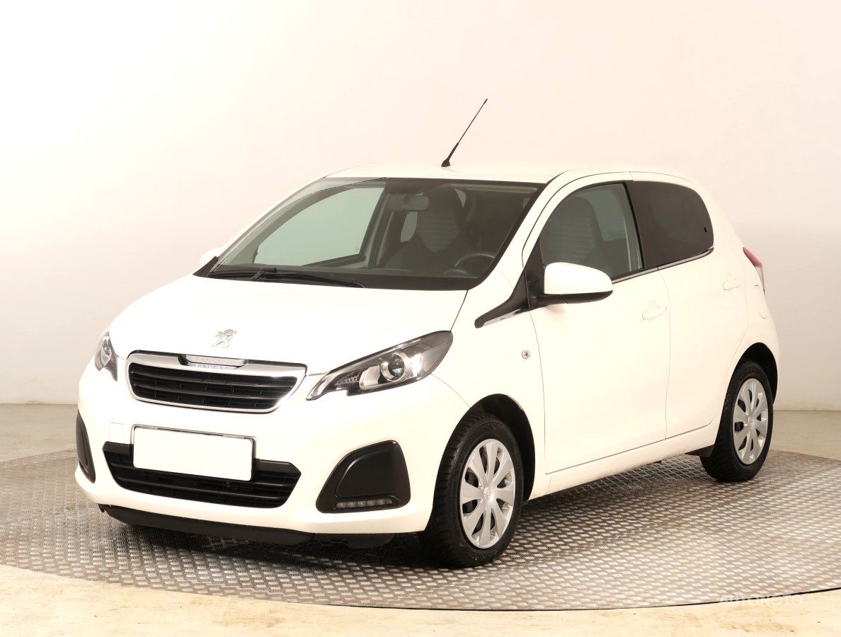Peugeot 108, 2021 - pohled č. 3