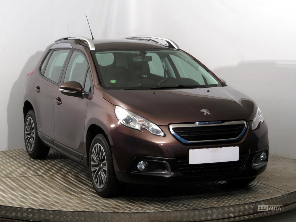 Peugeot 2008, 2014 - celkový pohled