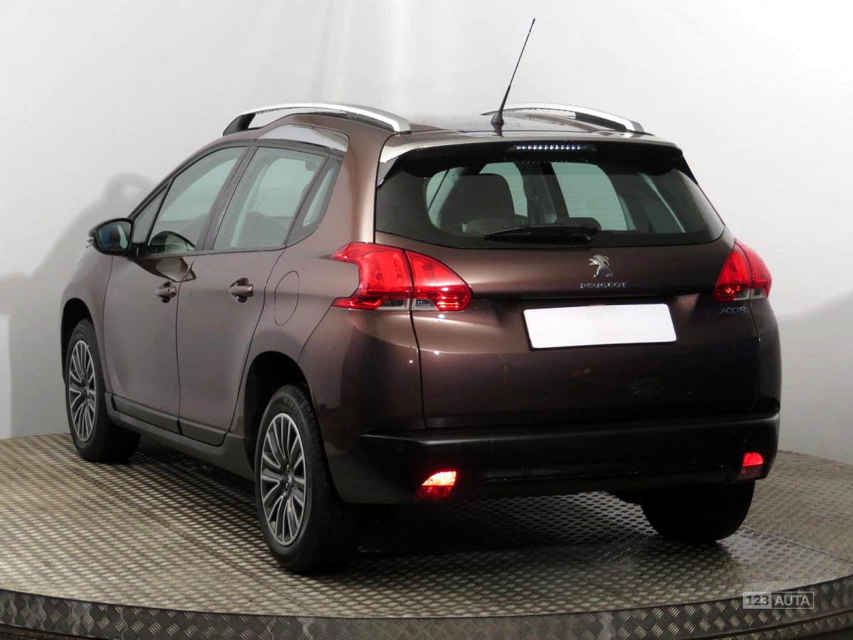 Peugeot 2008, 2014 - pohled č. 5