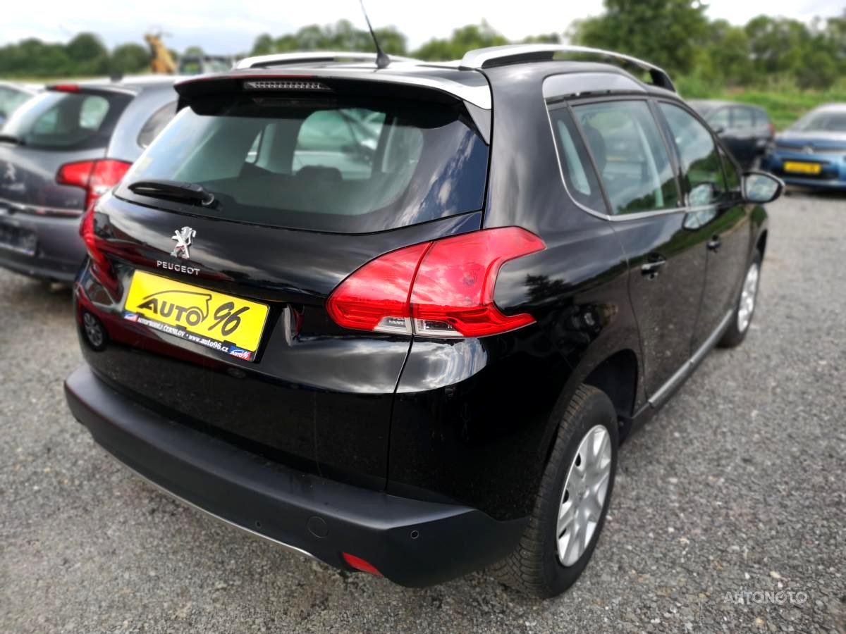 Peugeot 2008, 2013 - pohled č. 2