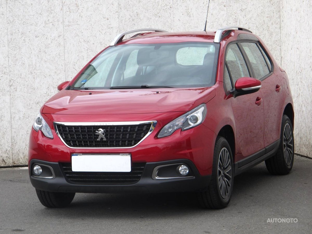 Peugeot 2008, 2018 - pohled č. 3