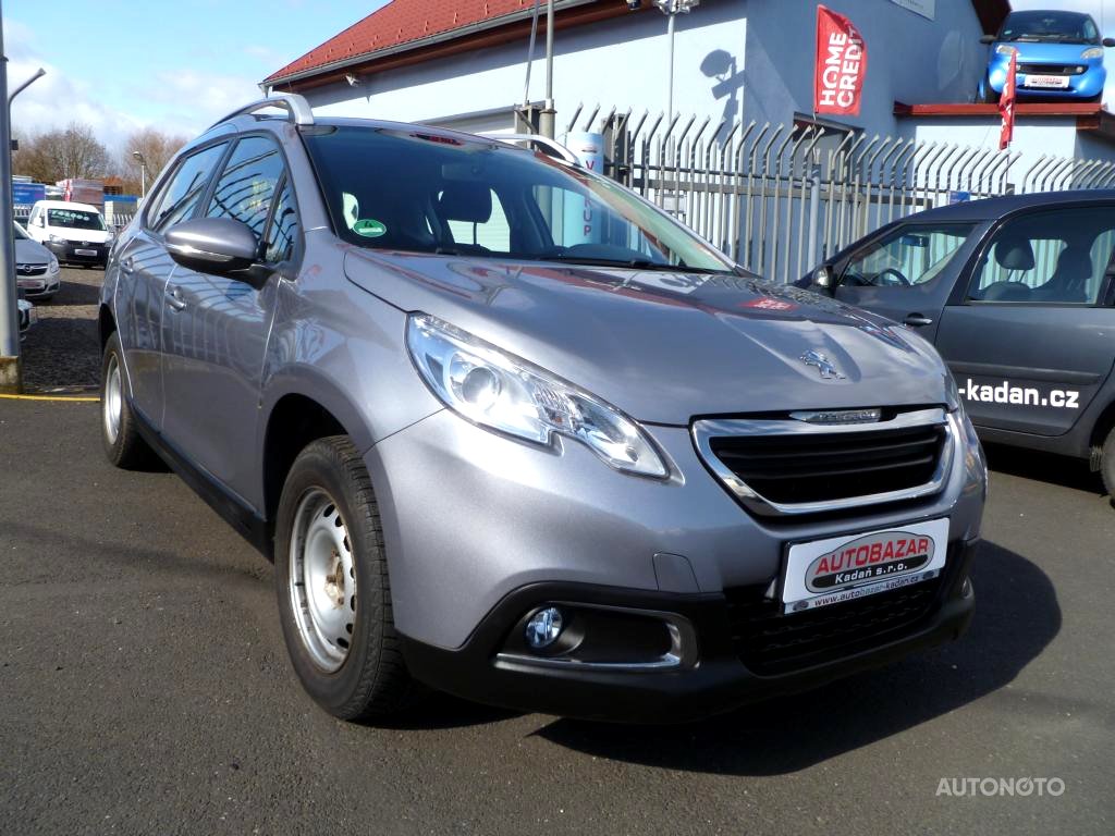 Peugeot 2008, 2013 - pohled č. 3