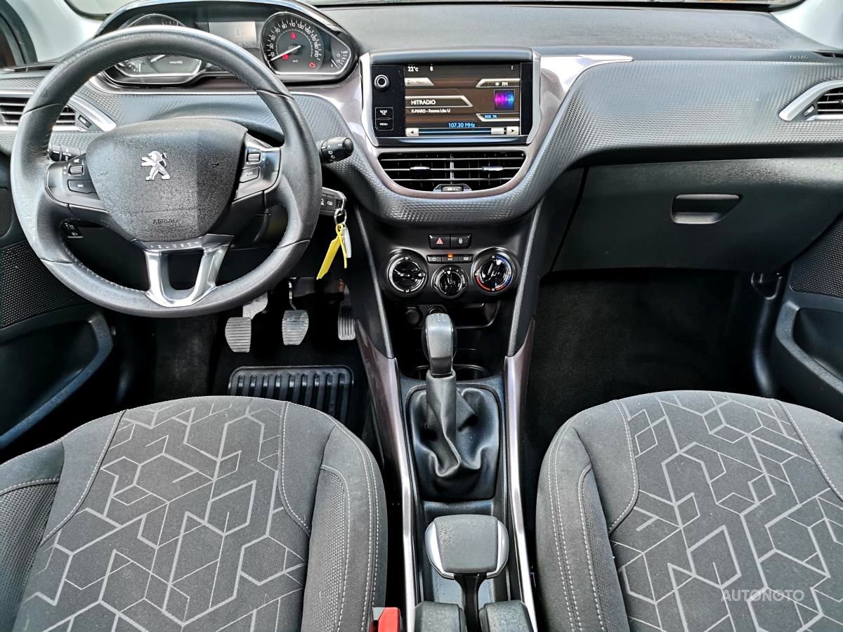 Peugeot 2008, 2013 - pohled č. 3